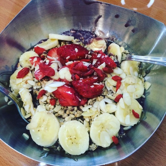 4 Superfood Acai Bowl Recipes